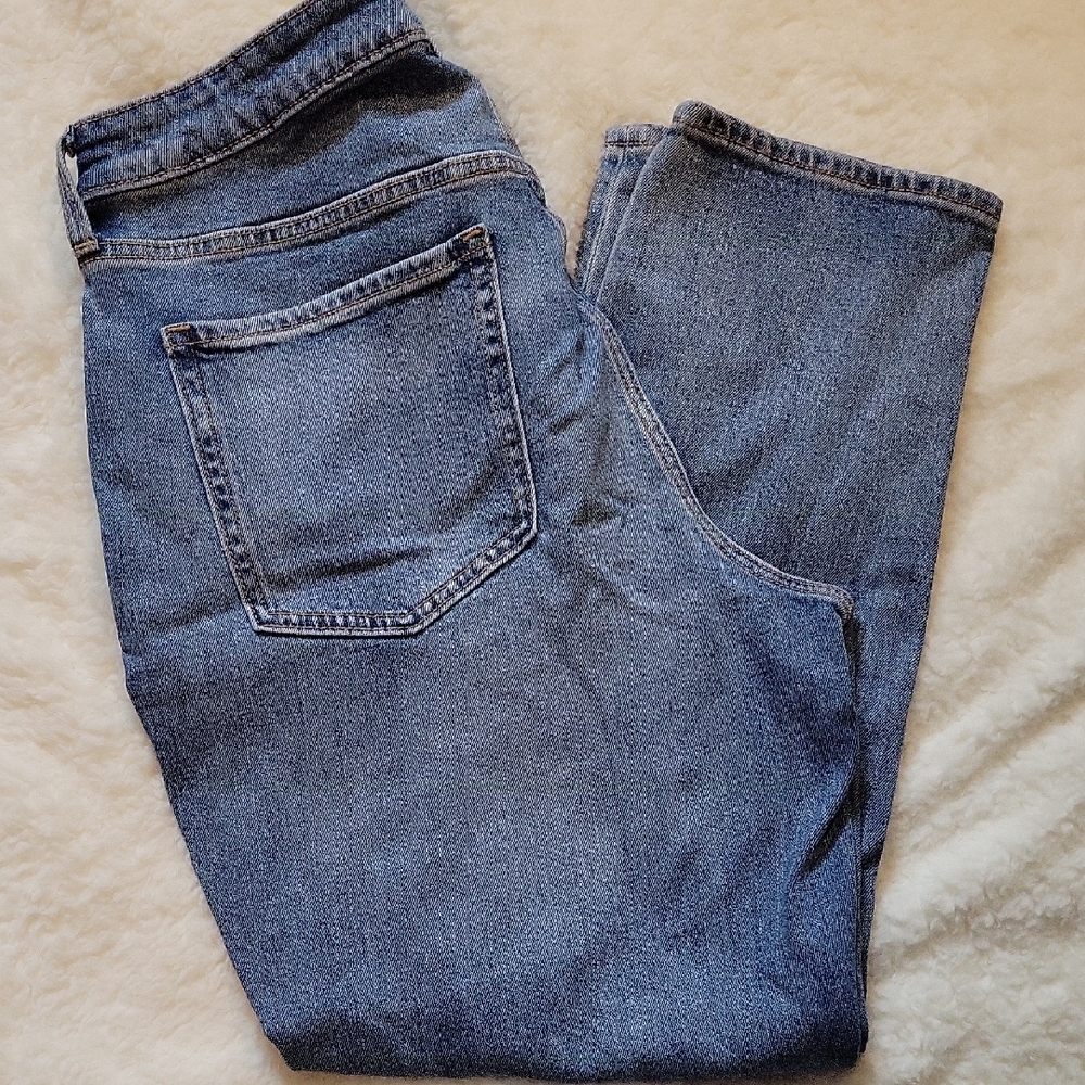 NWT OG high rise straight medium wash Women's Blue Distressed Jeans 14 - Picture 9 of 9